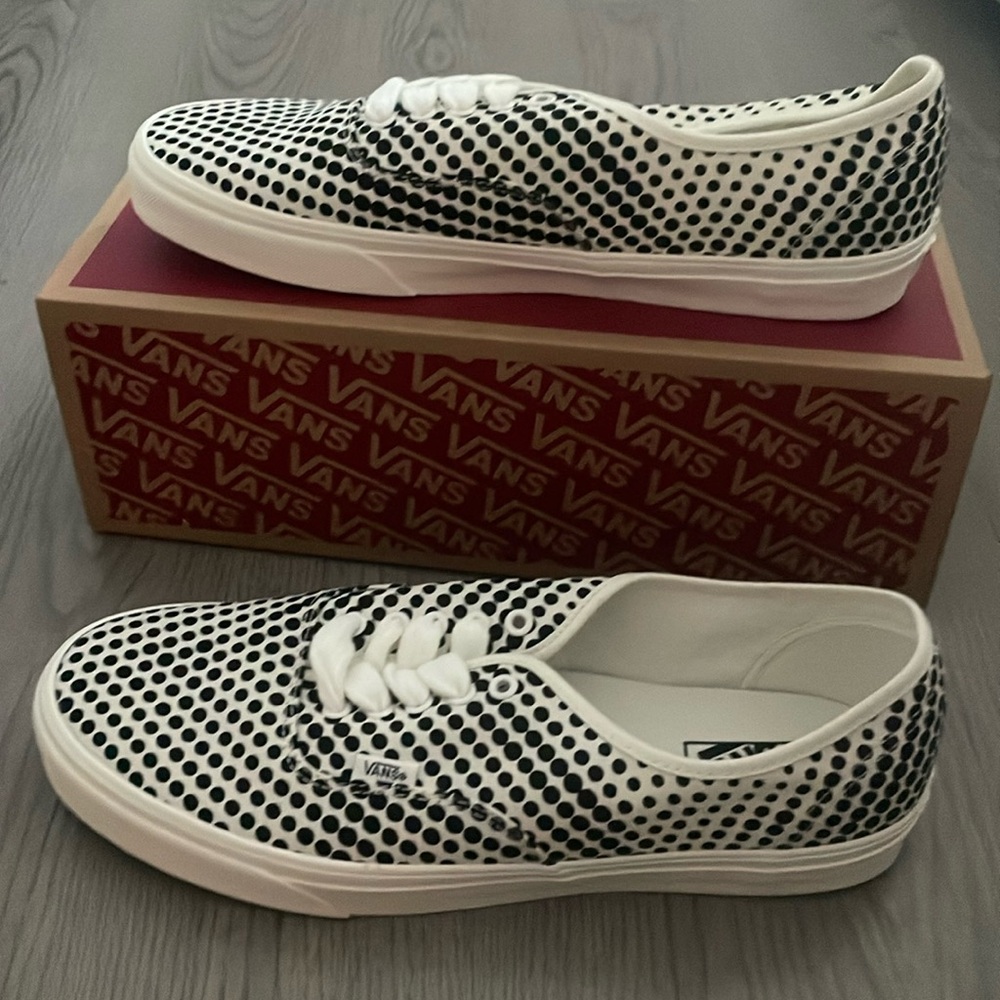 Vans Hallucination White/Black NIB